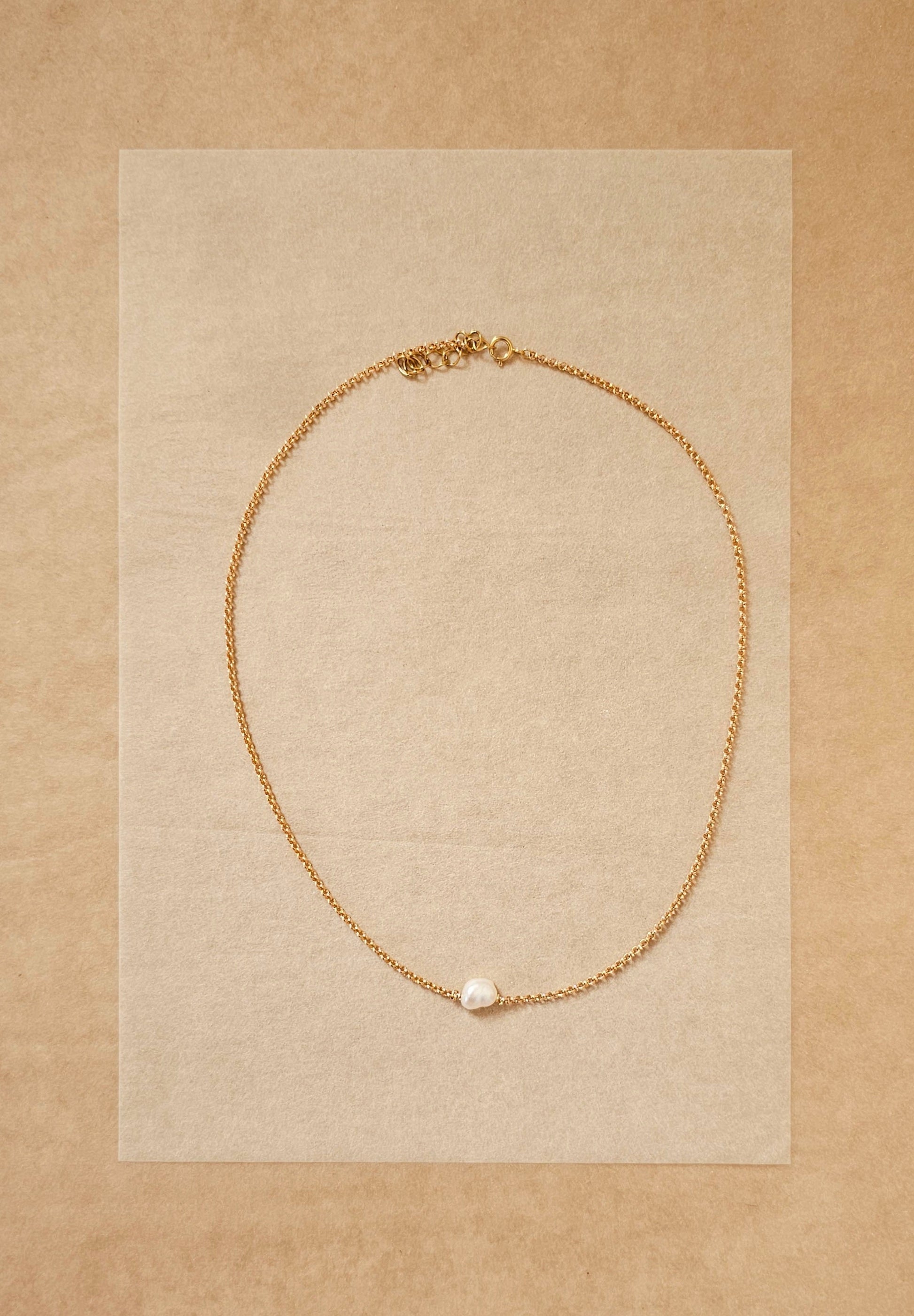 Collier May-2