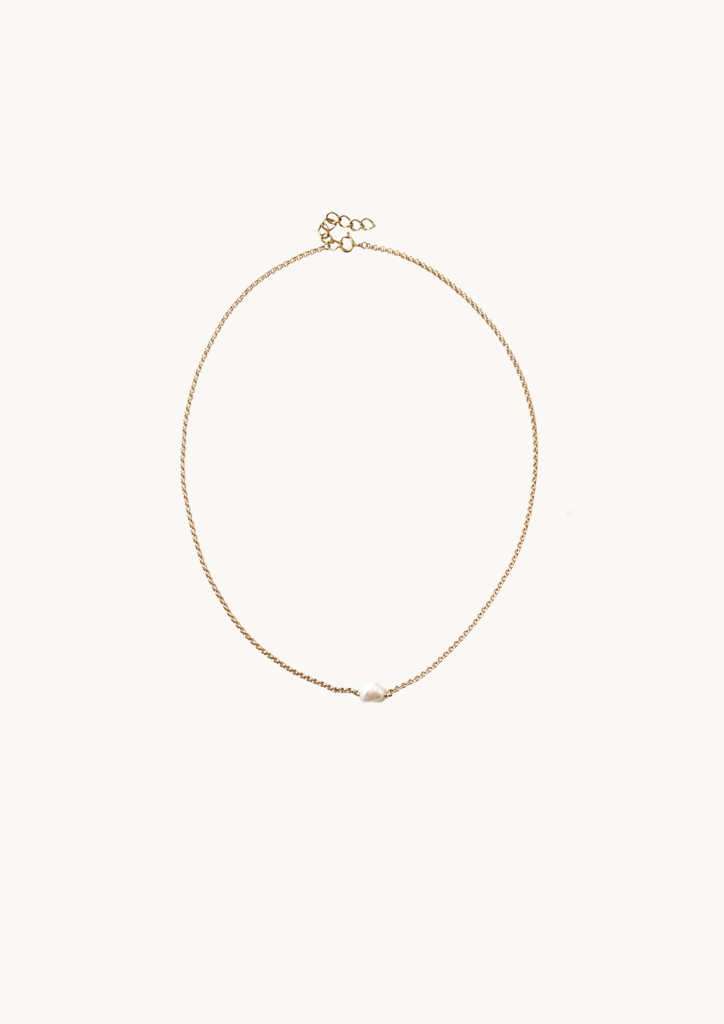 Collier May-0